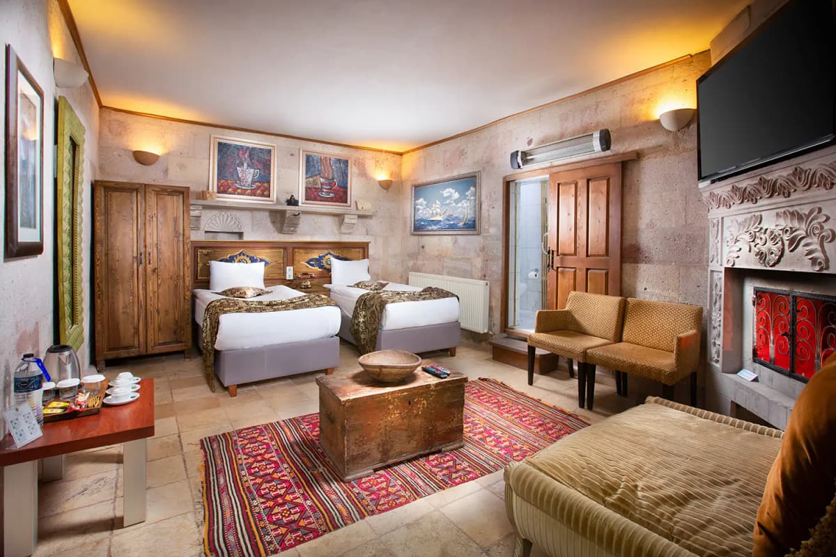 Selfie Cave Hotels Rooms