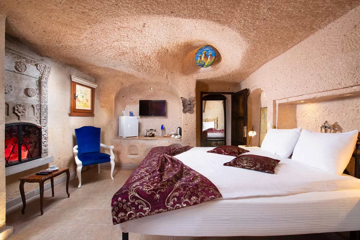 Selfie Cave Hotels Rooms