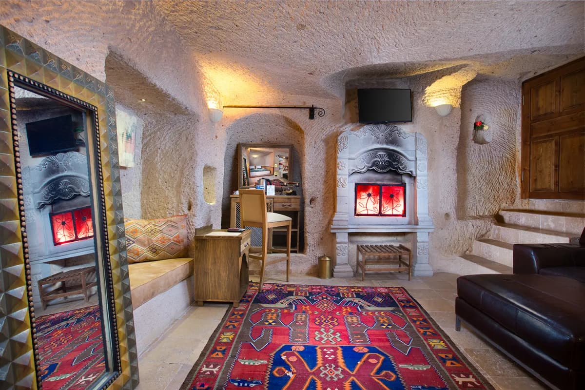 Selfie Cave Hotels Rooms