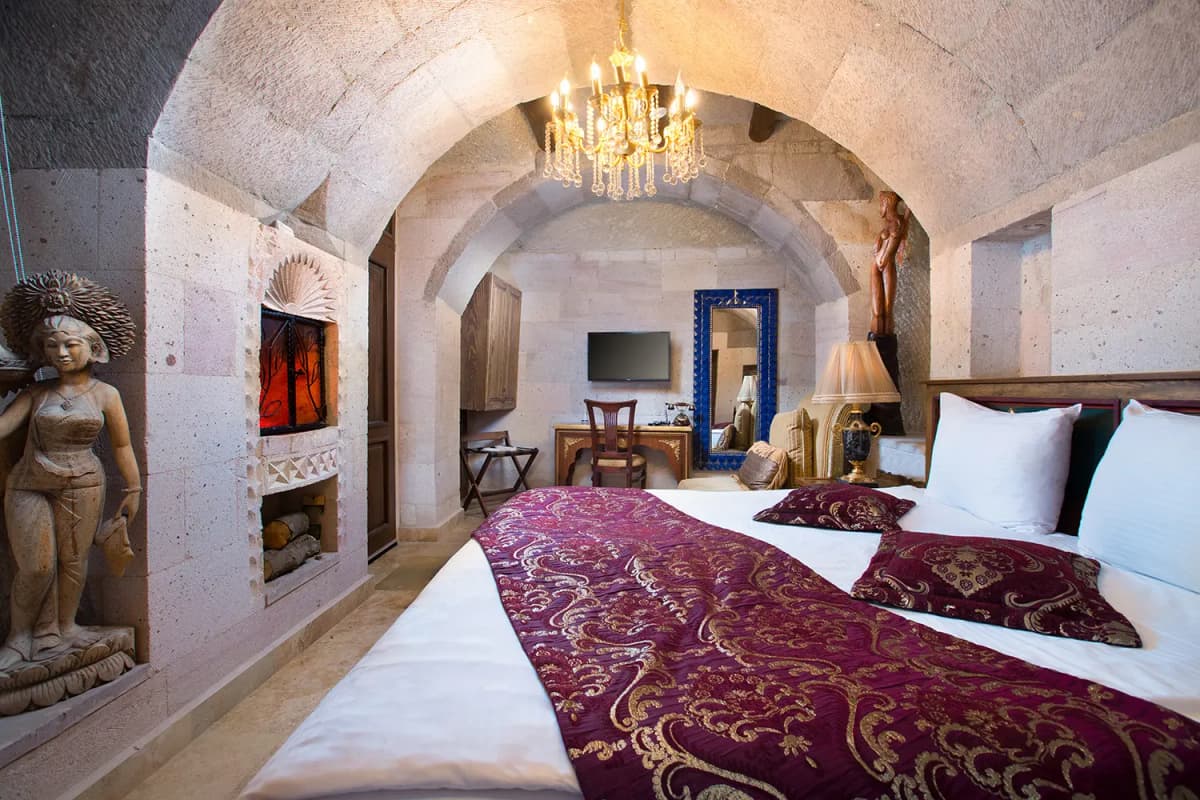 Selfie Cave Hotels Rooms