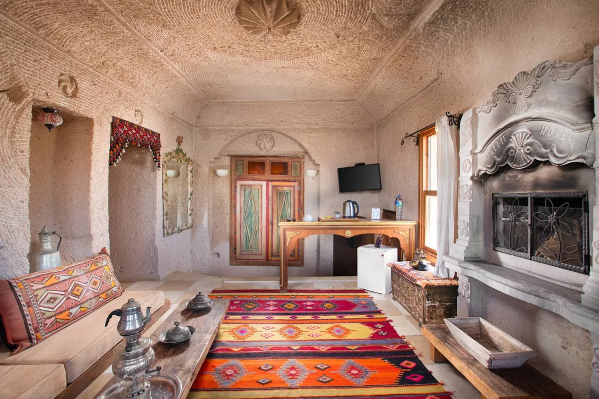 Selfie Cave Hotels Rooms