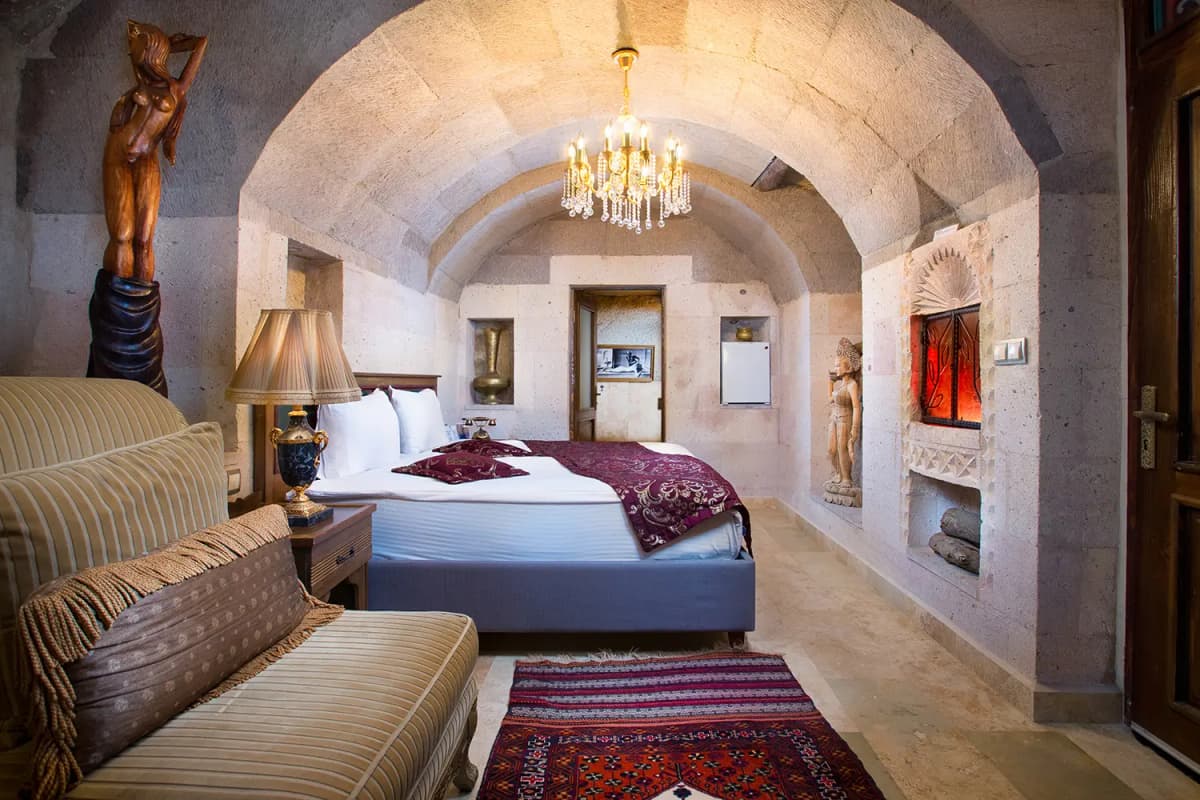 Selfie Cave Hotels Rooms
