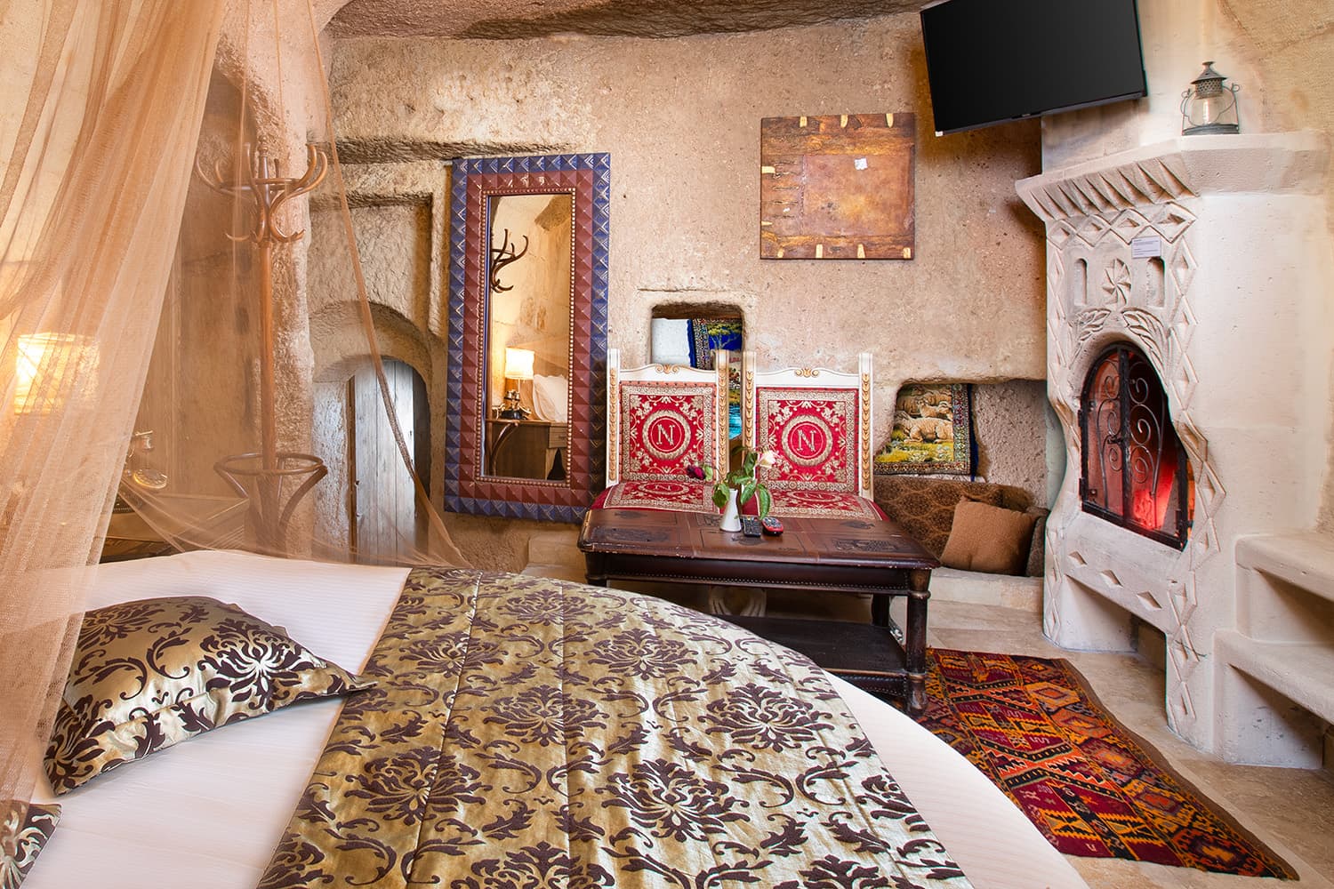Room gallery image 2